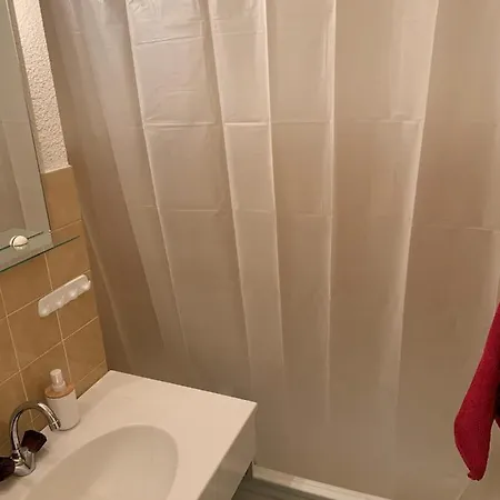 Le Skaeli Apartment